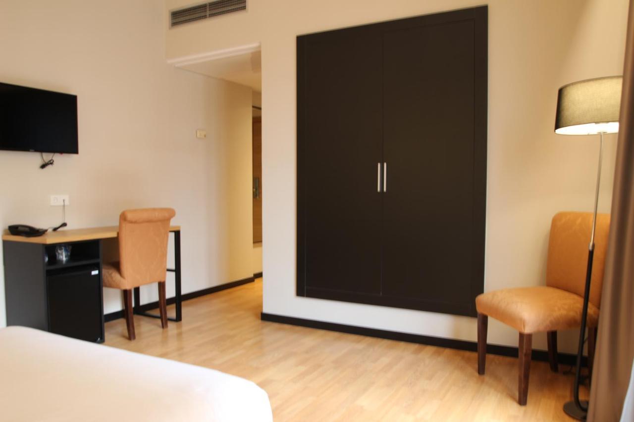 Hotel Alcantara Касерес Экстерьер фото