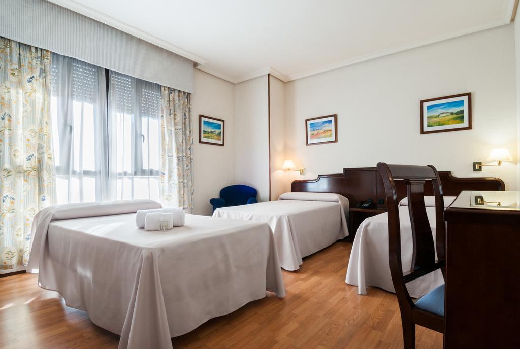 Hotel Alcantara Касерес Экстерьер фото